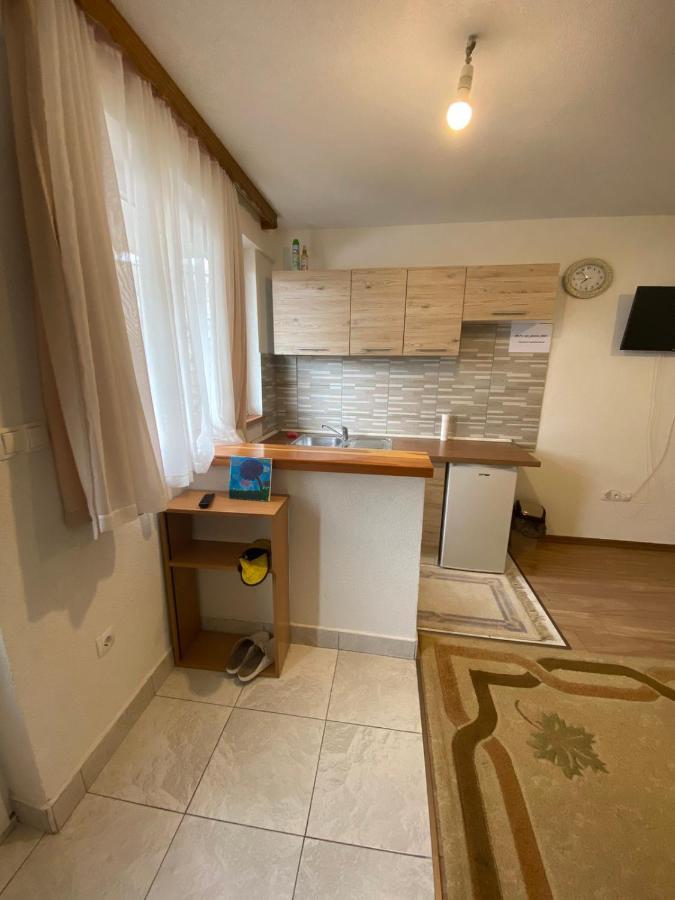 Seno Apartman *